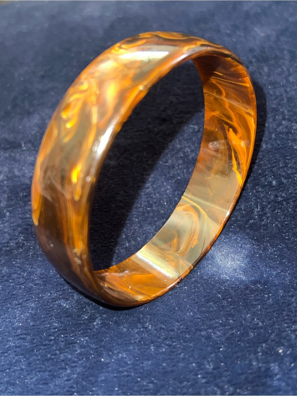 Cool Vintage Root Beer Tortoiseshell Marbled Bakelite Bangle Bracelet!